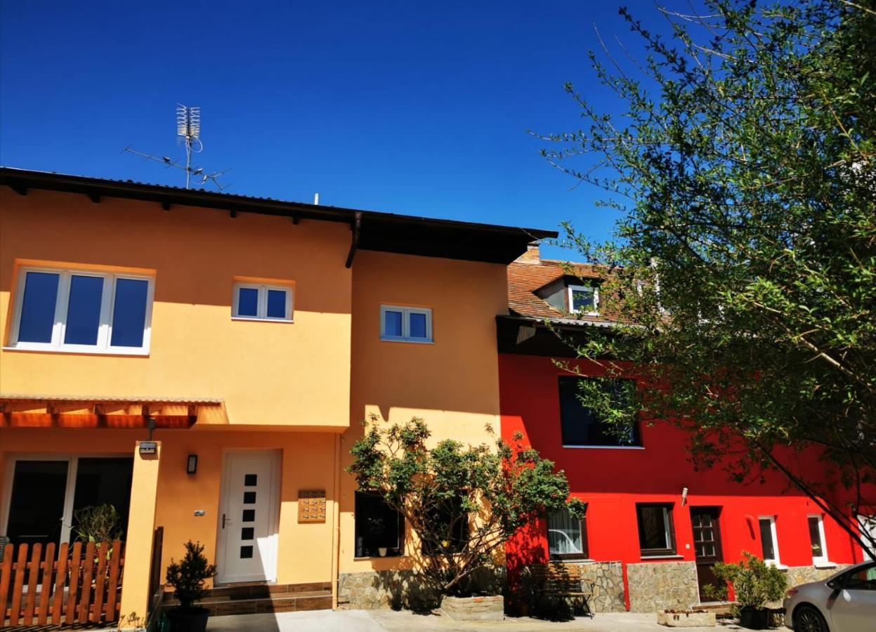 Hotel Goldene Krone Mistelbach Luaran gambar