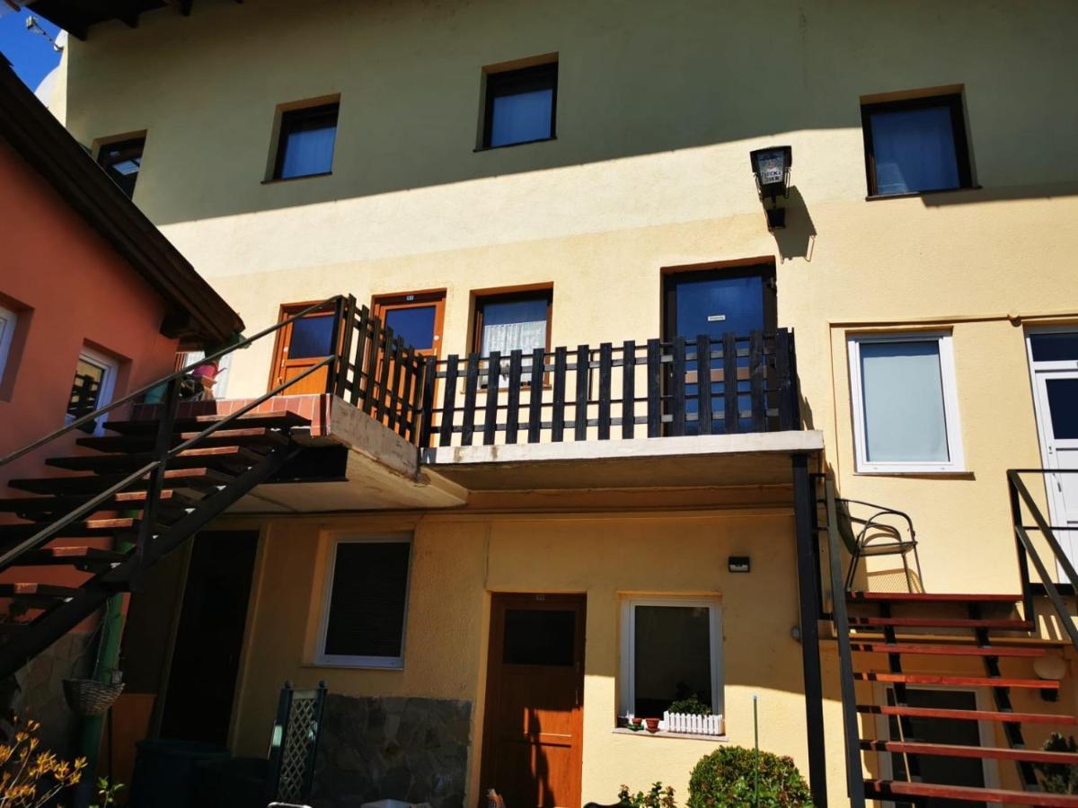 Hotel Goldene Krone Mistelbach Luaran gambar